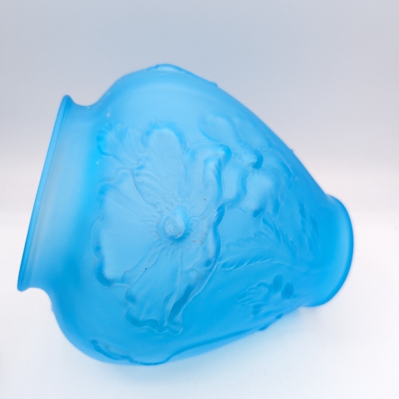 Tiffin Glass Sky Blue Satin Glass "Poppy Vase" - Picture 3 of 8